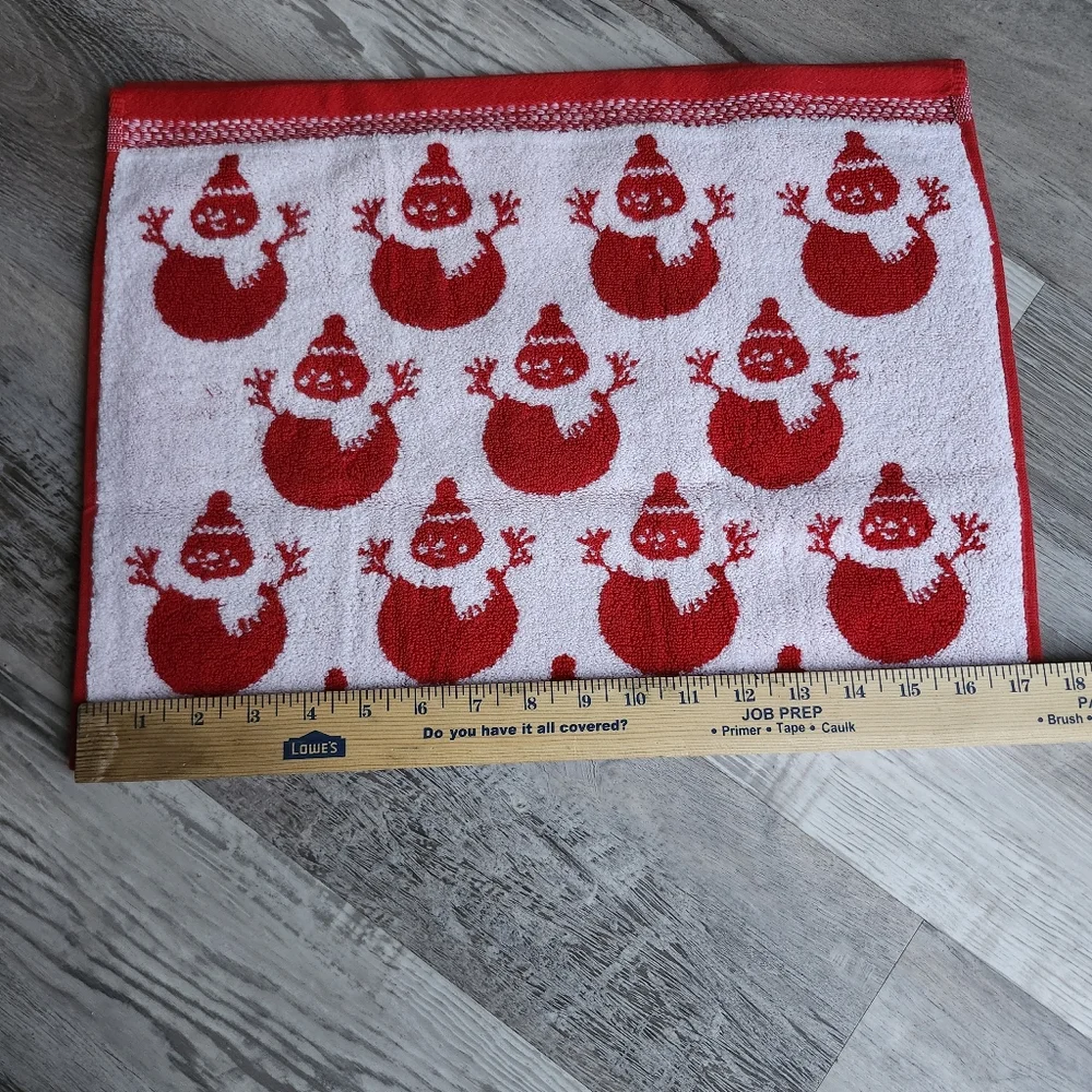 CARO Christmas Snowman Towels Set of 2 Red White 100% Cotton Holiday